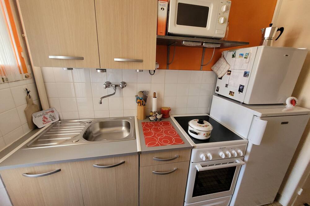 Photo of Kitchen in Saint-Jean-de-Monts
