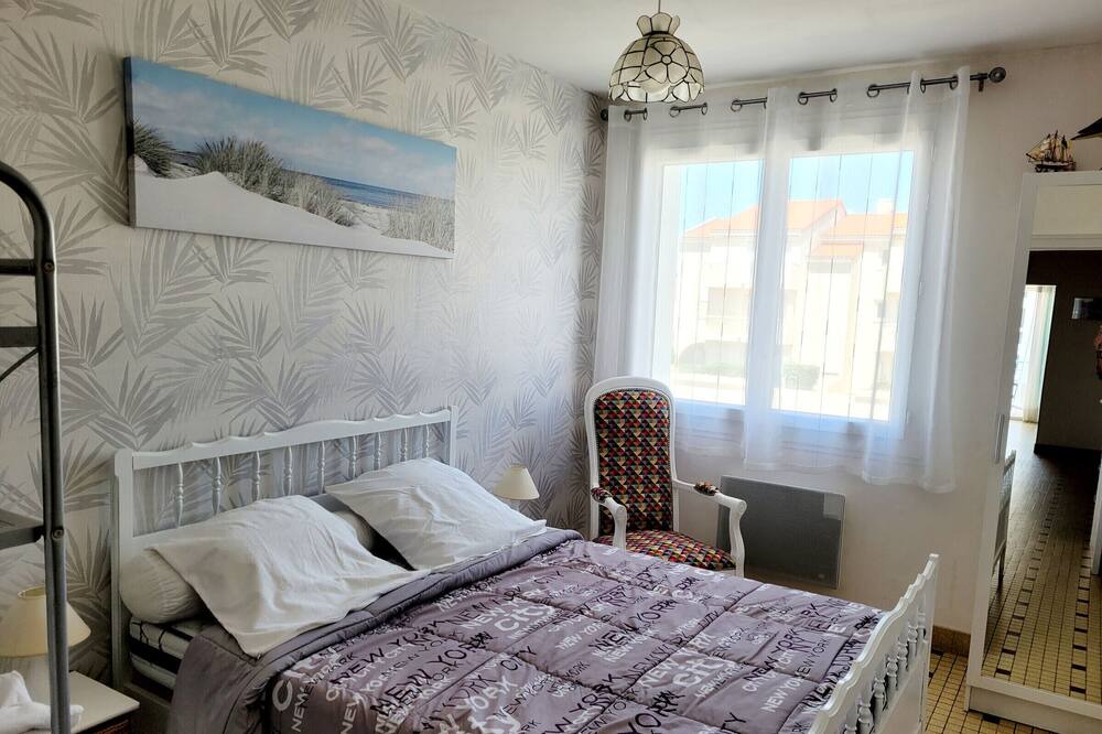 Photo of Bedroom in Saint-Jean-de-Monts