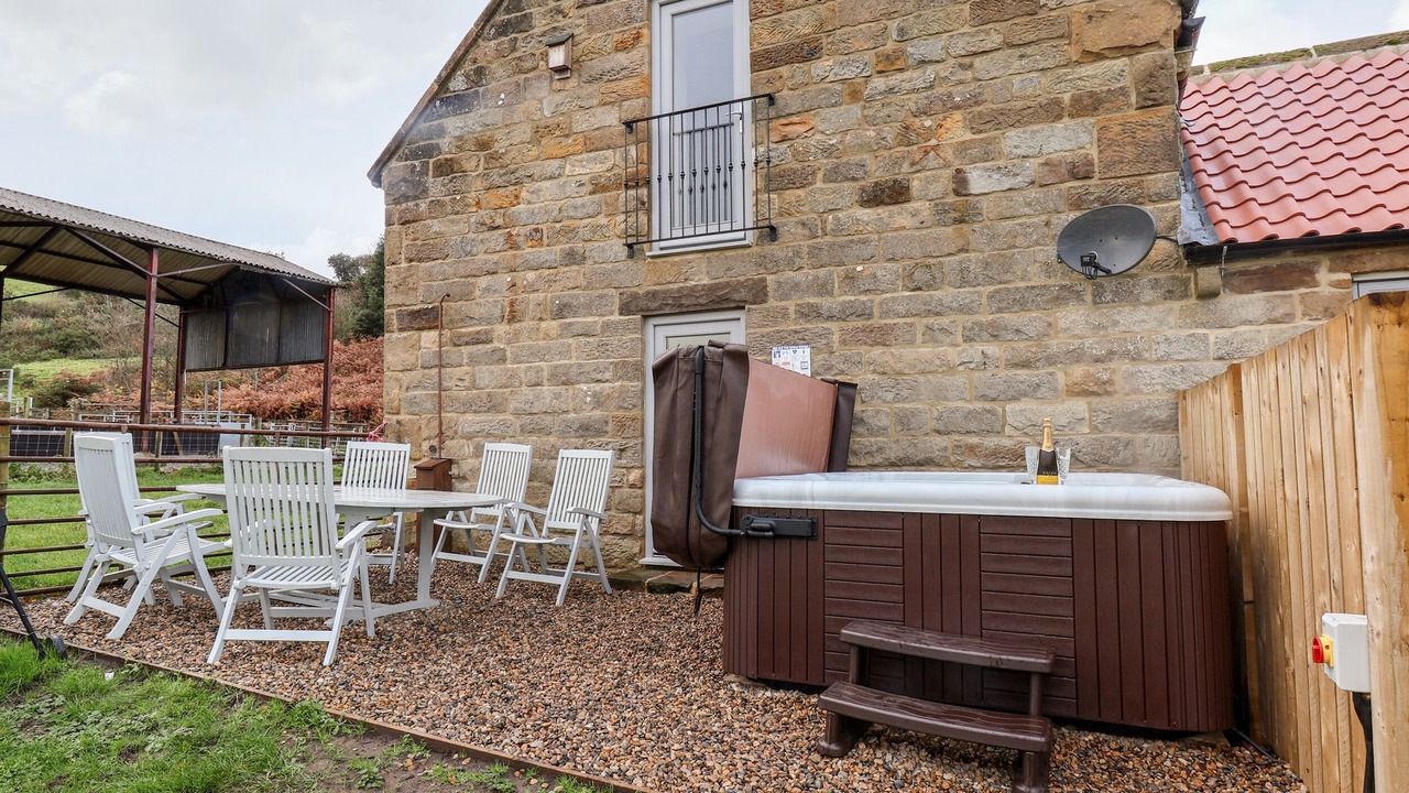 Photo of Others in Beck Hole