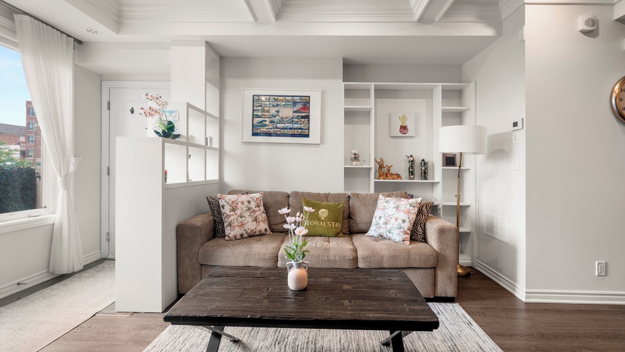 Photo of Livingroom in Long Branch