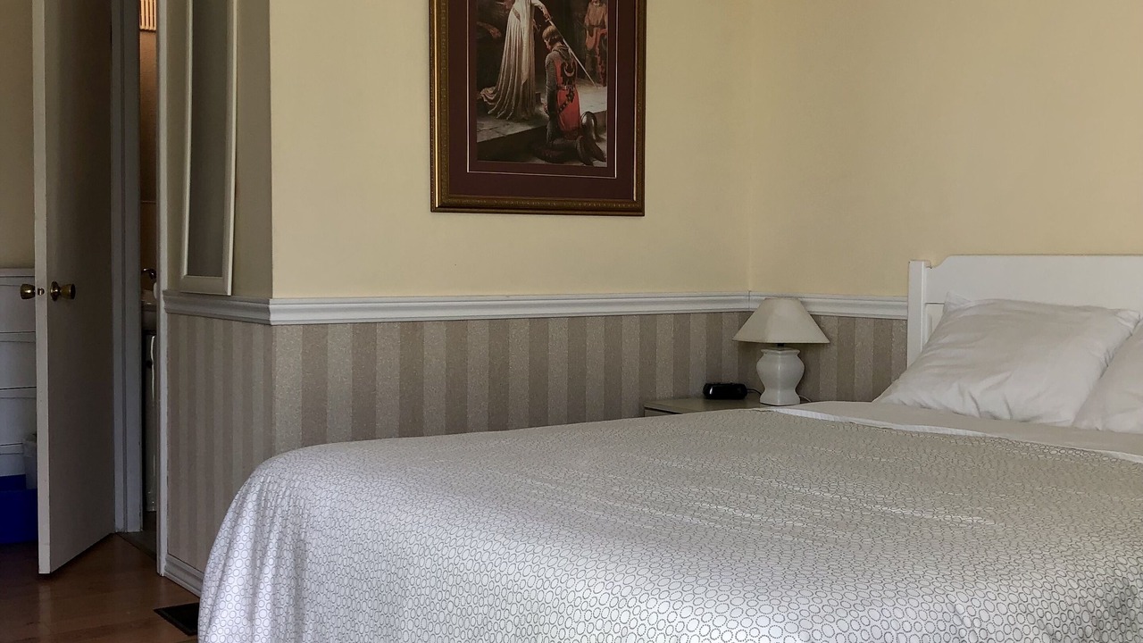 Photo of Bedroom in Haileybury