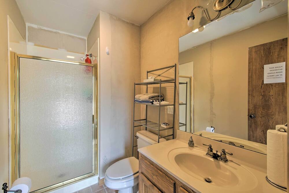 Photo of Bathroom in Lampe