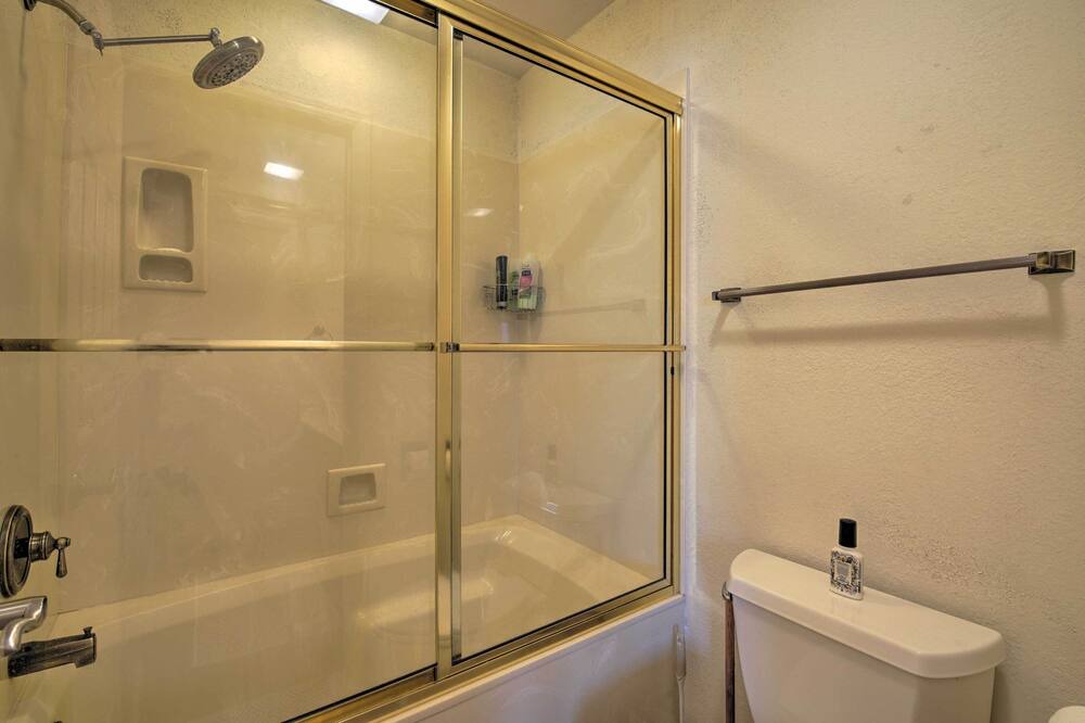 Photo of Bathroom in Lampe