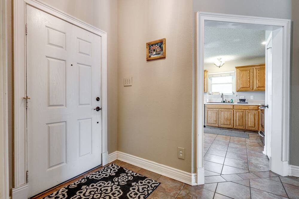 Photo of Bedroom in Southwest Arlington