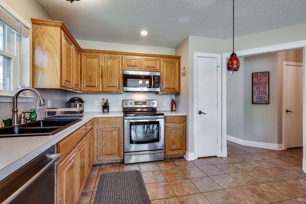 Photo of Kitchen in Southwest Arlington