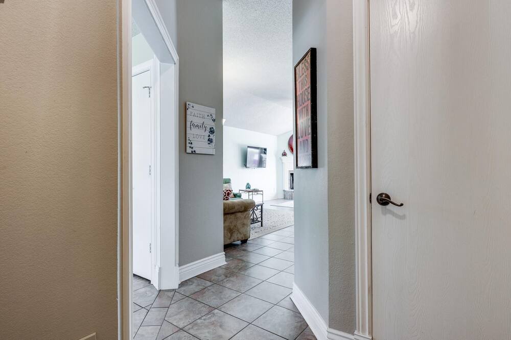 Photo of Bedroom in Southwest Arlington