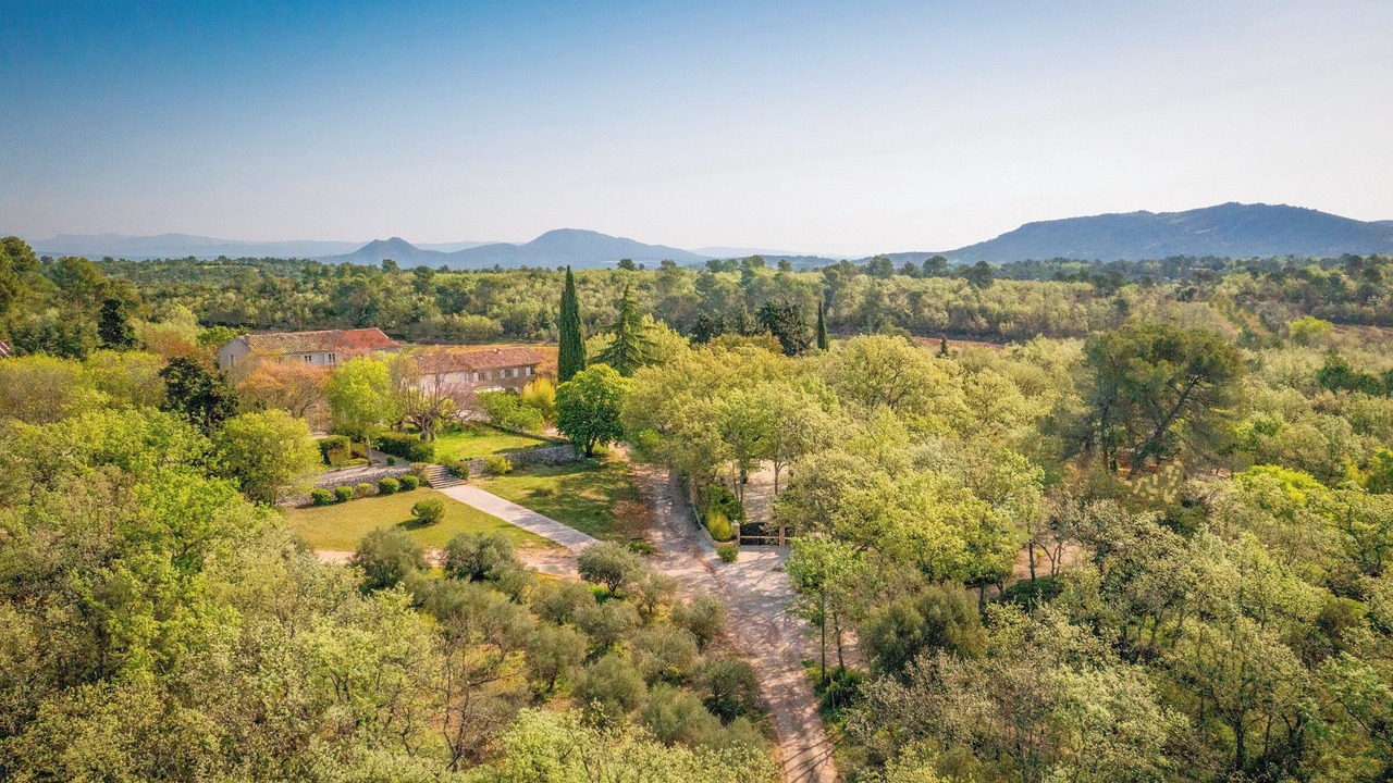 Photo of Outdoor in Saint-Maximin-la-Sainte-Baume