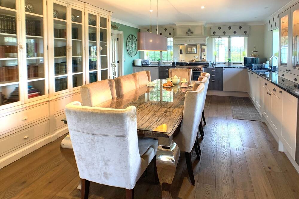 Photo of Kitchen in Tavistock