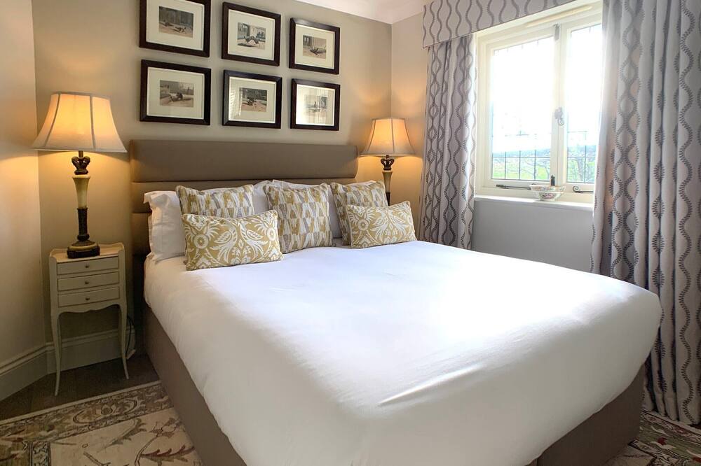 Photo of Bedroom in Tavistock