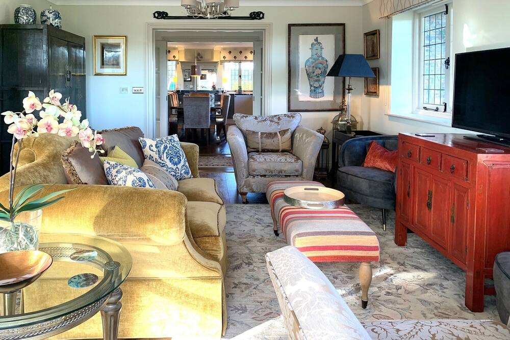 Photo of Livingroom in Tavistock