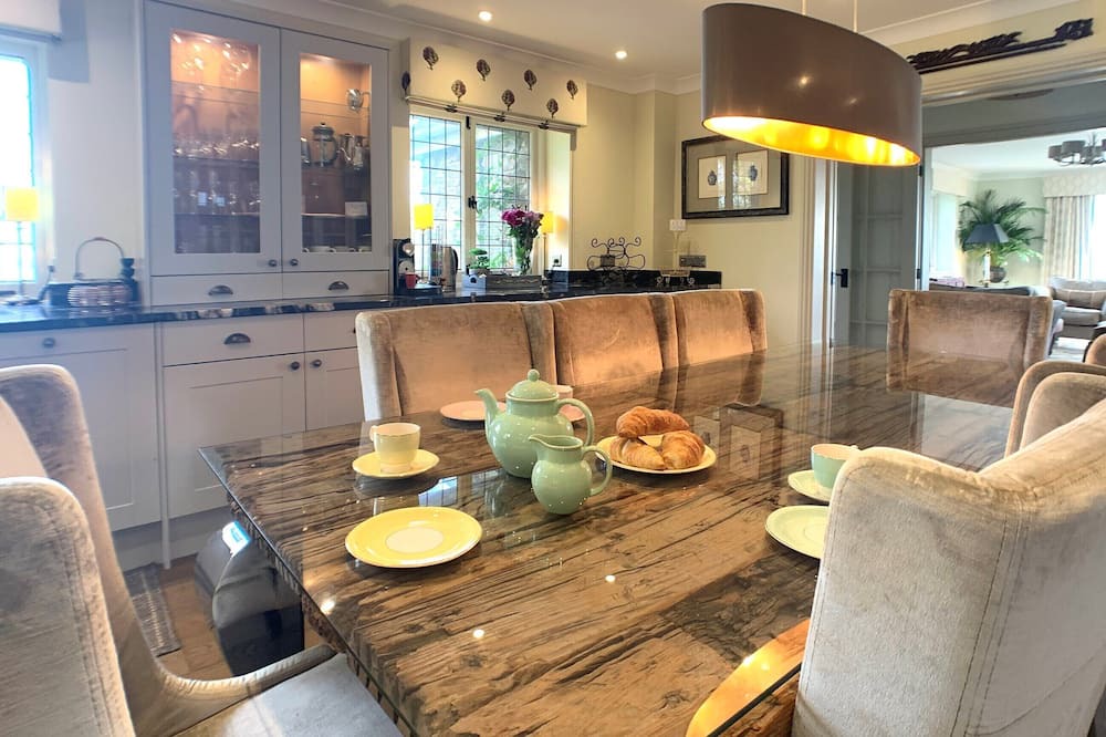 Photo of Others in Tavistock