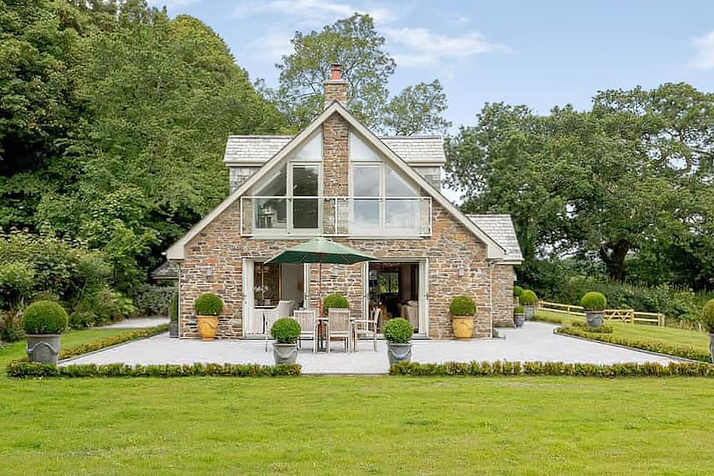 Photo of Outdoor in Tavistock