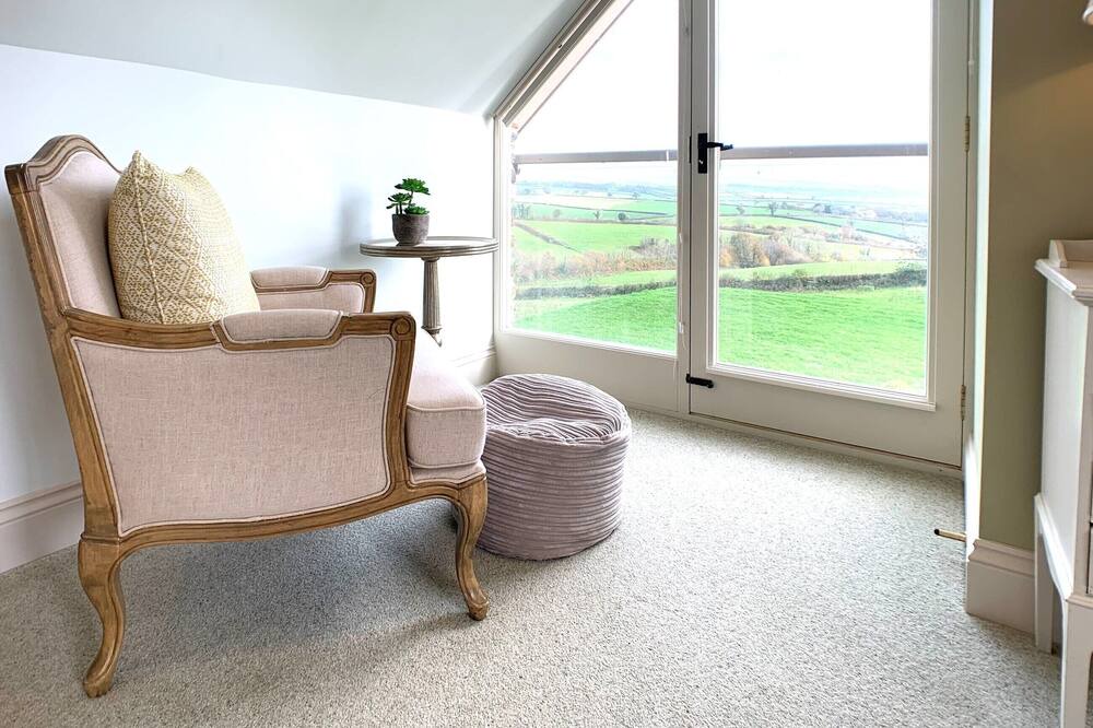 Photo of Others in Tavistock