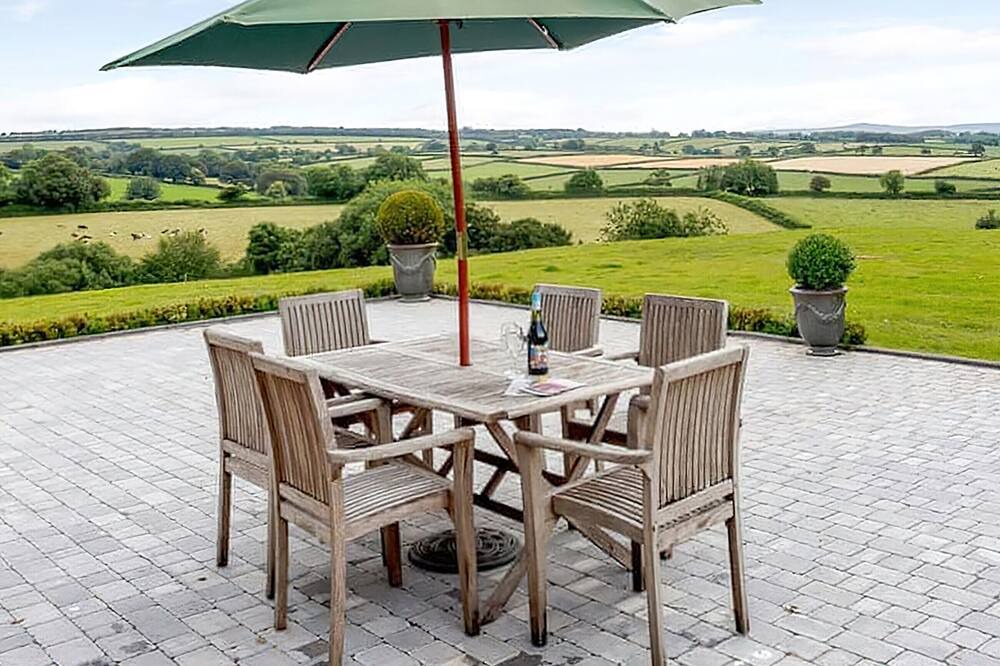 Photo of Outdoor in Tavistock