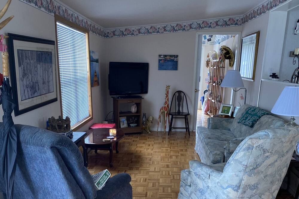 Photo of Livingroom in Pefferlaw