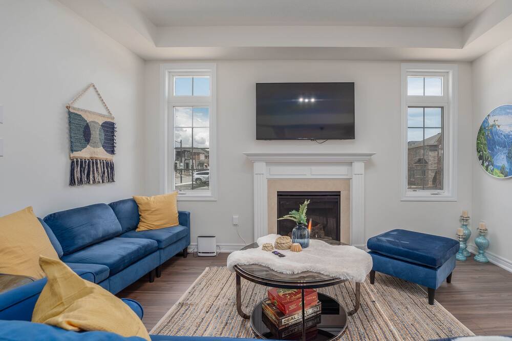 Photo of Livingroom in Watertown