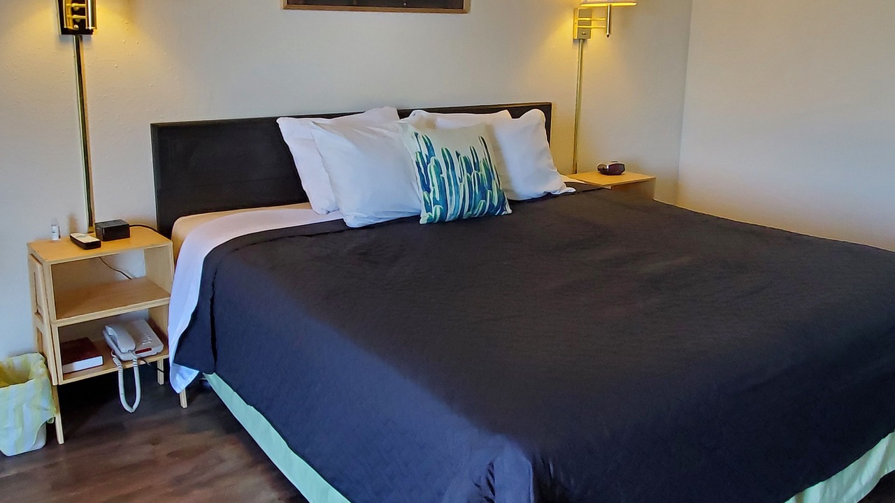 Photo of Bedroom in Mountain Grove