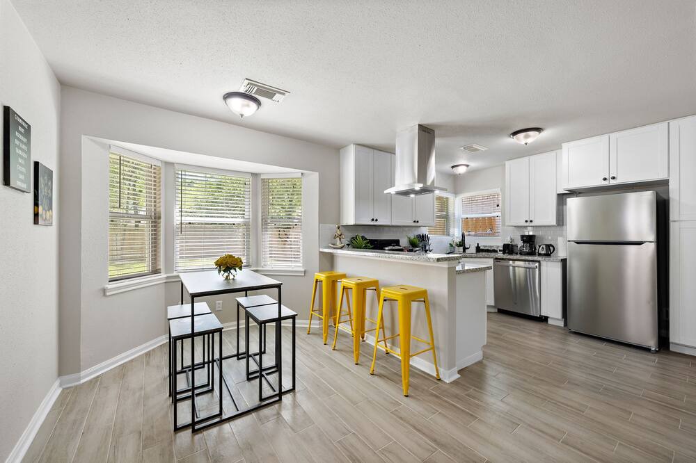 Photo of Kitchen in Spring Branch West