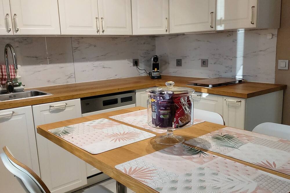 Photo of Kitchen in Lamanon