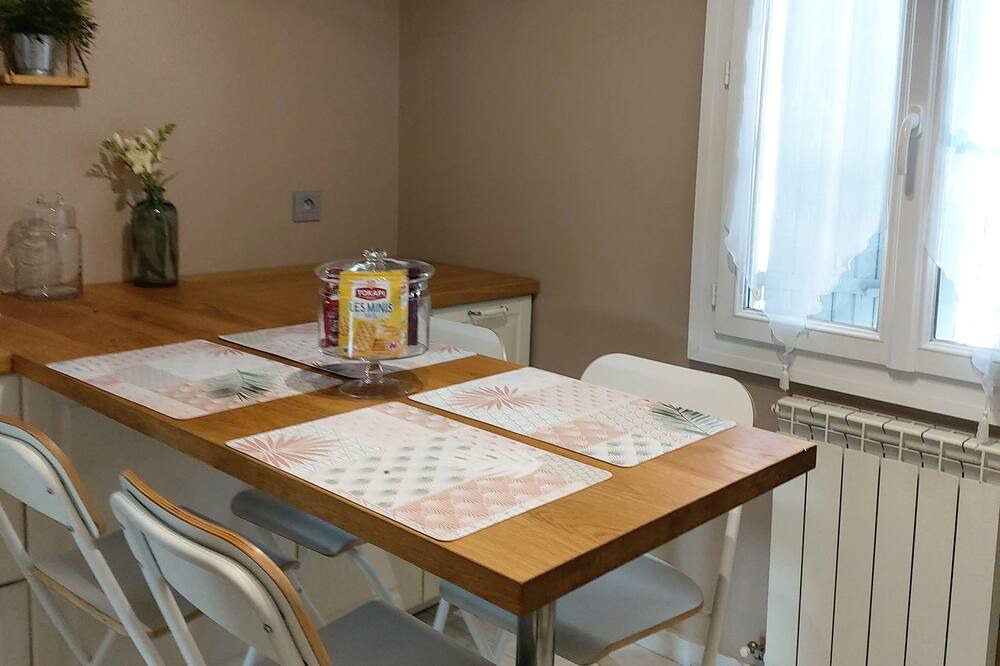 Photo of Others in Lamanon