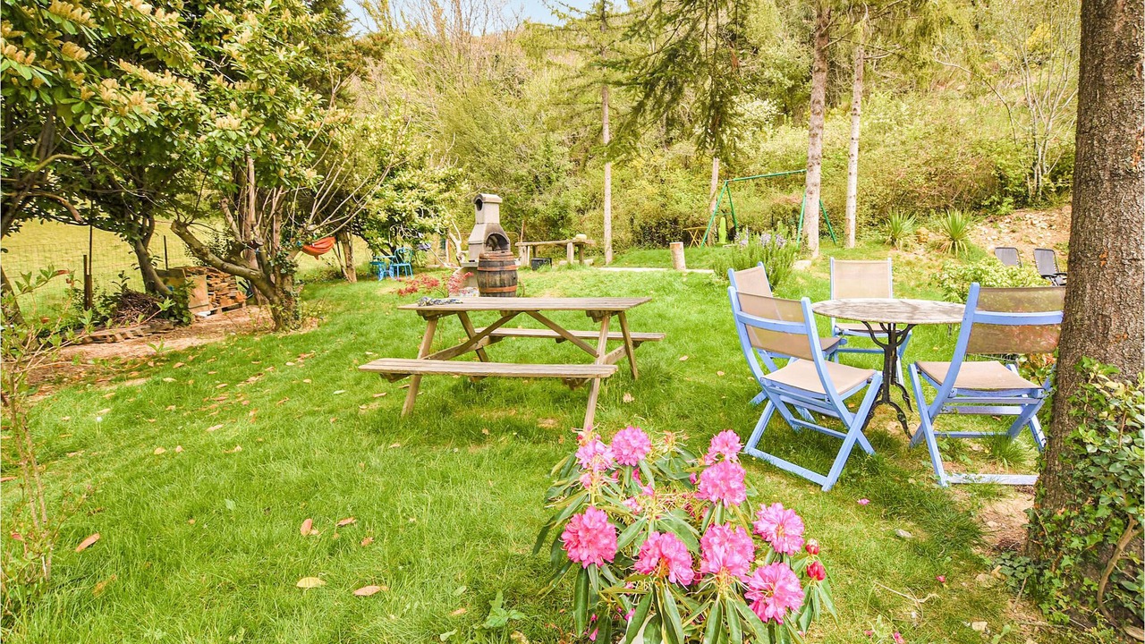 Photo of Outdoor in Meysse