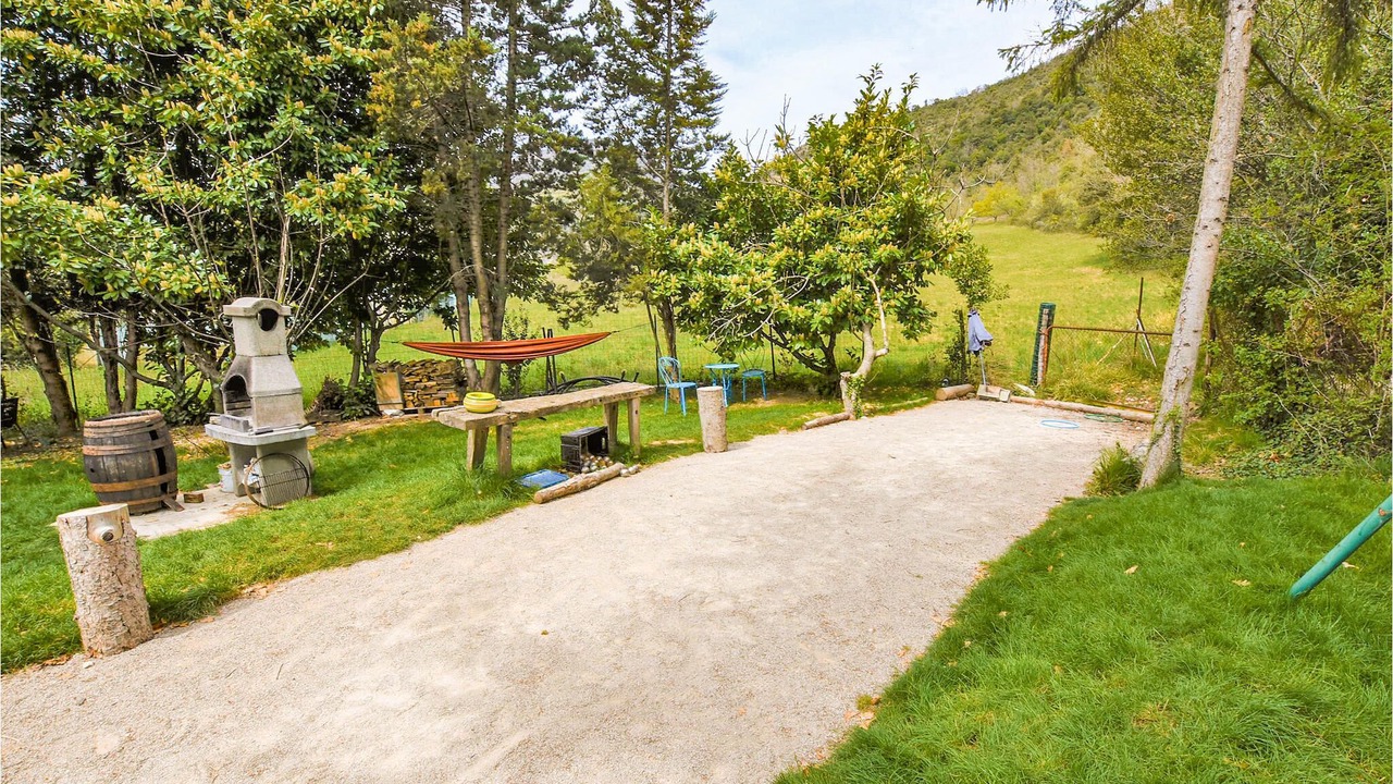 Photo of Outdoor in Meysse