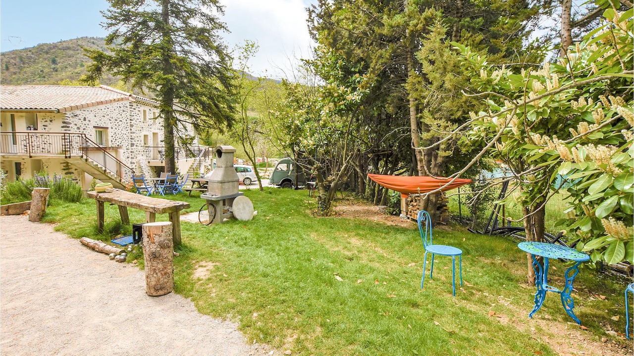 Photo of Outdoor in Meysse