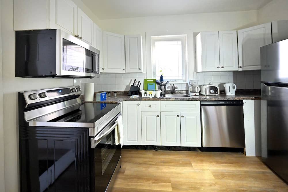 Photo of Kitchen in St. James