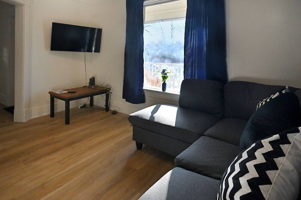 Photo of Livingroom in St. James