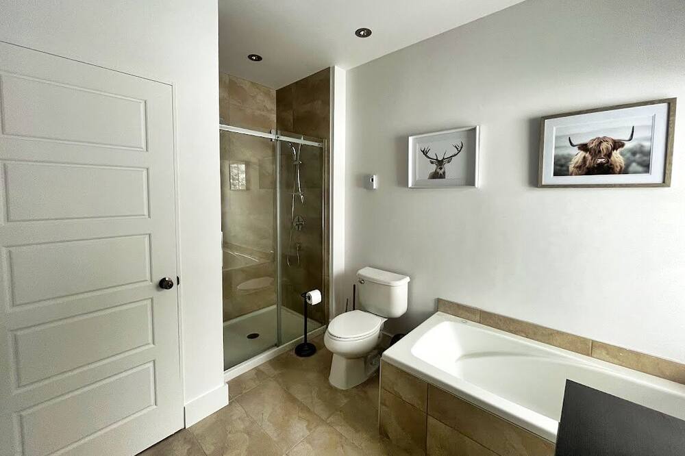 Photo of Bedroom in Saint-Tite-des-Caps