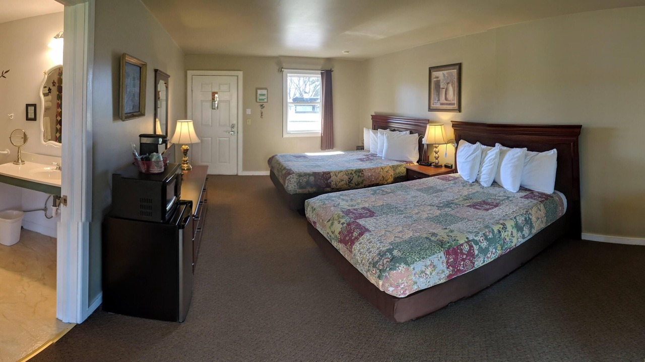 Photo of Bedroom in East Springfield