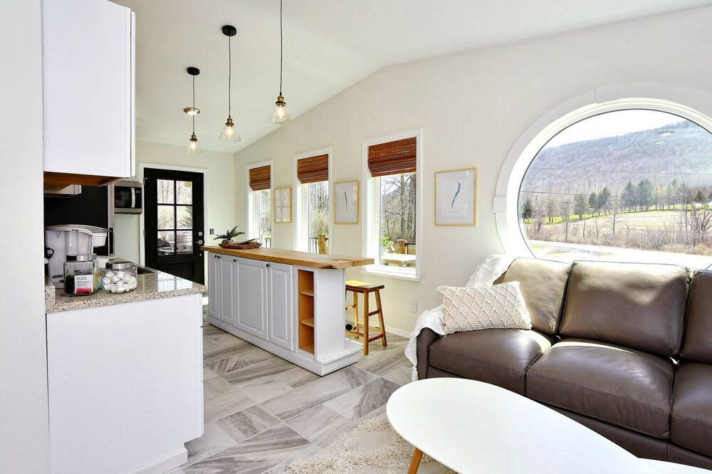 Photo of Livingroom in Naples