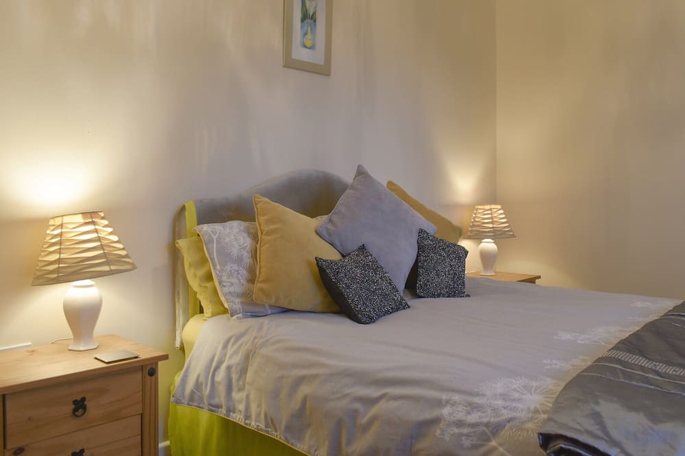 Photo of Bedroom in Burtle