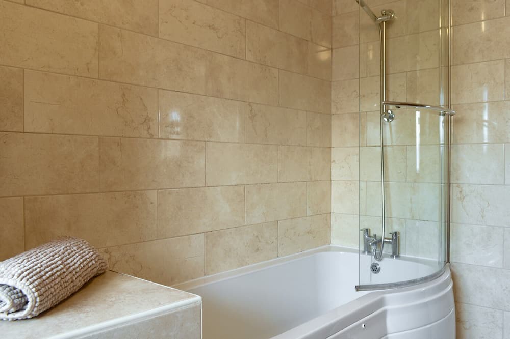 Photo of Bathroom in Burtle