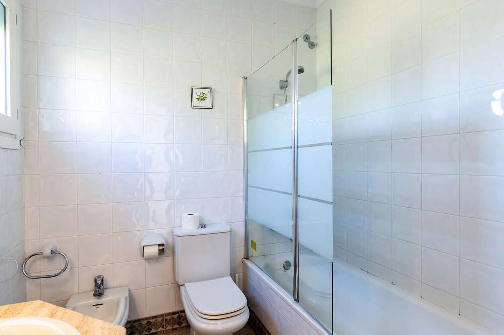Photo of Bathroom in Bonmont Terres Noves