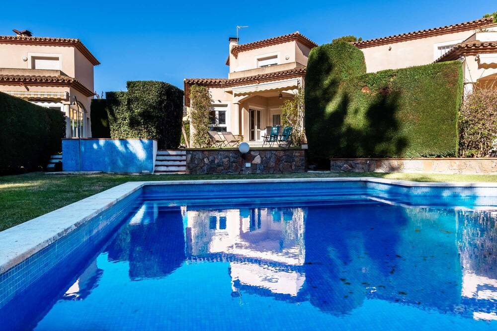 Photo of Outdoor in Bonmont Terres Noves
