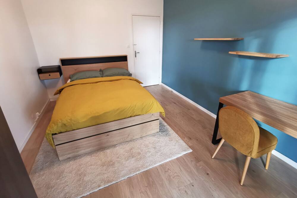 Photo of Bedroom in Celleneuve