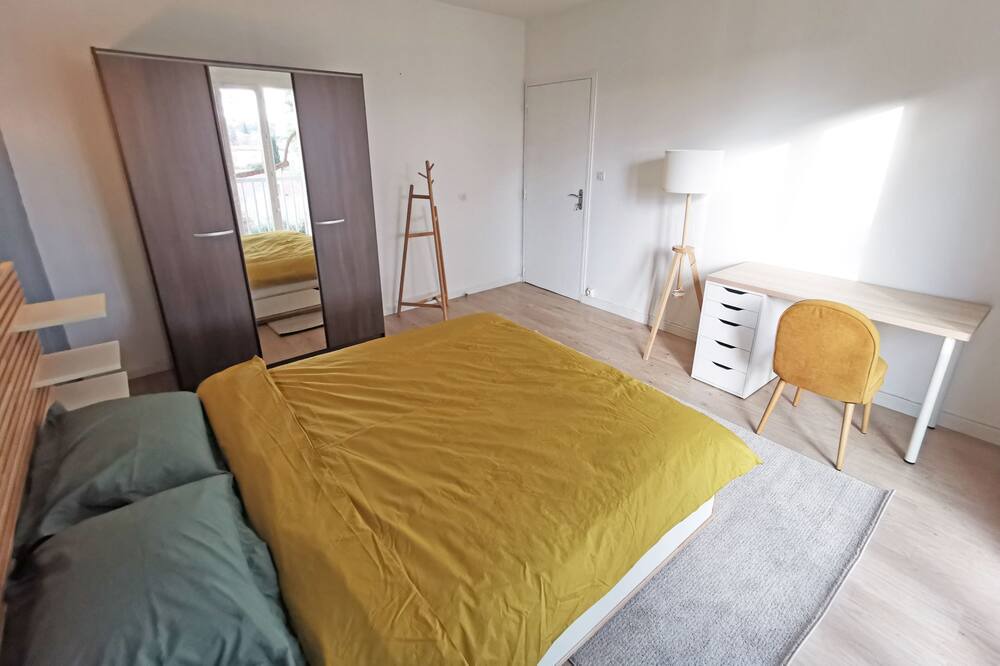 Photo of Bedroom in Celleneuve