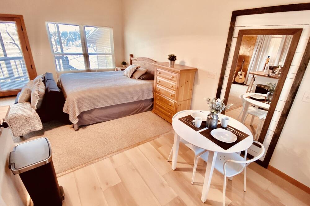 Photo of Bedroom in Eagle Rock