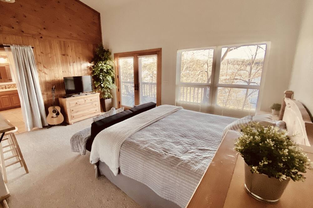 Photo of Bedroom in Eagle Rock