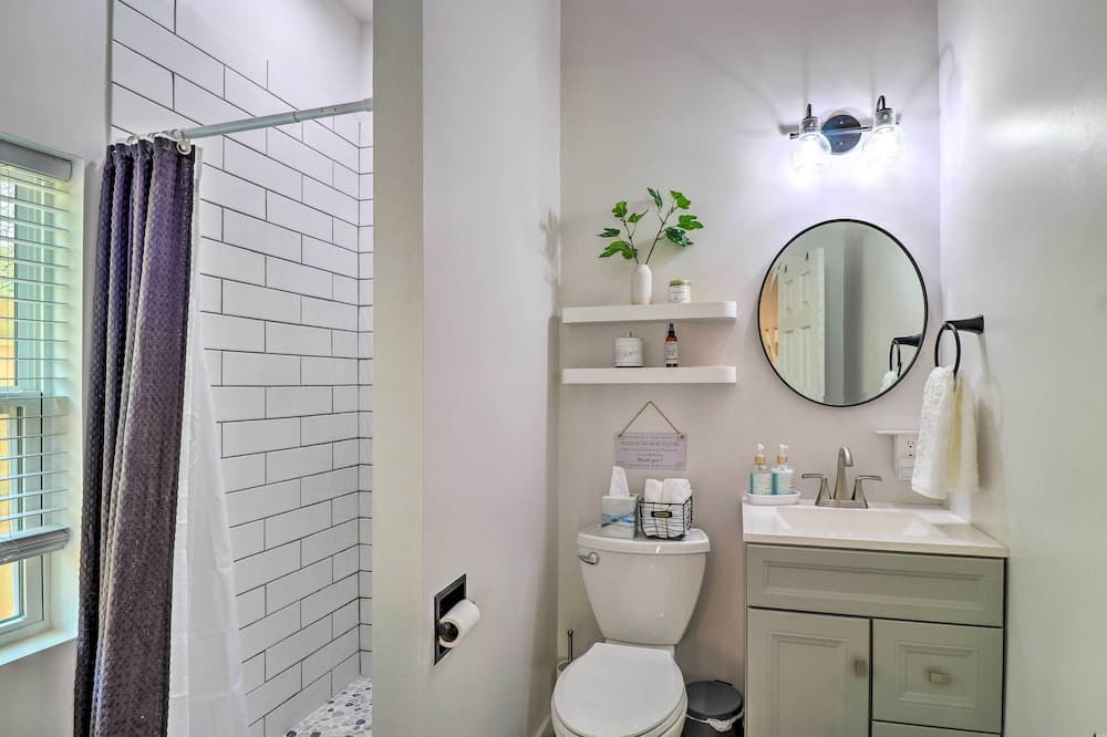 Photo of Bathroom in Hudson Bend