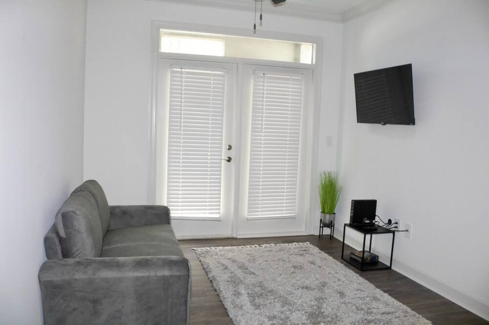 Photo of Bedroom in Lavista Park