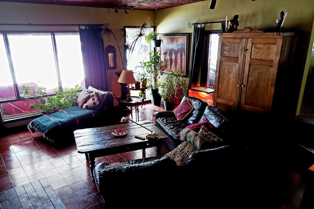 Photo of Livingroom in Sainte-Ann-des-Lacs