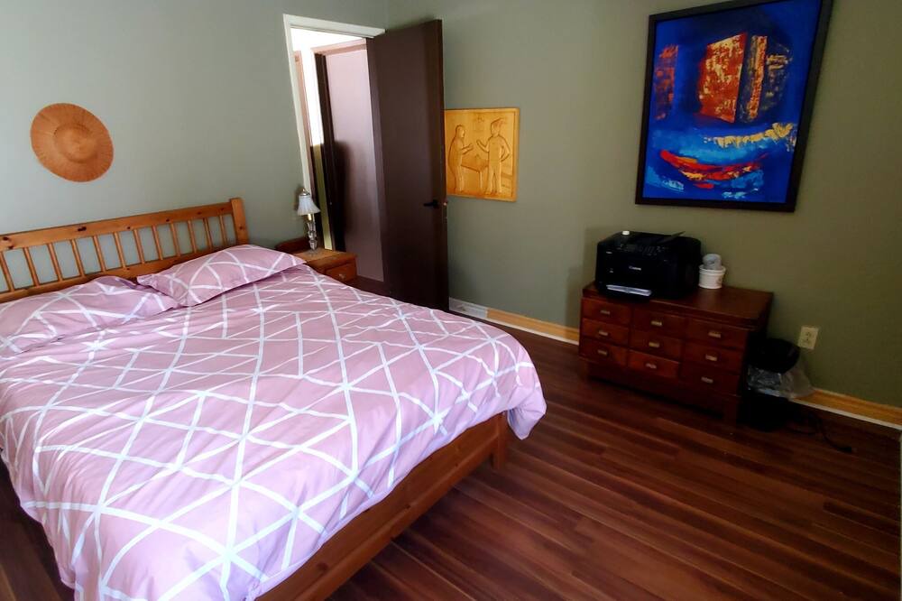 Photo of Bedroom in Sainte-Ann-des-Lacs