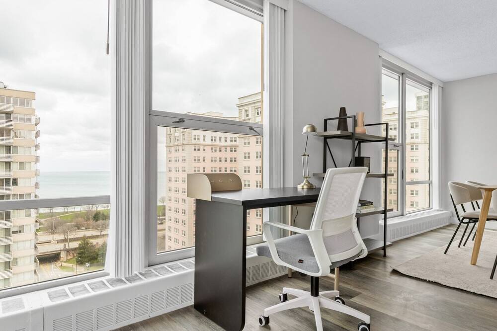 Photo of Bedroom in Edgewater Beach