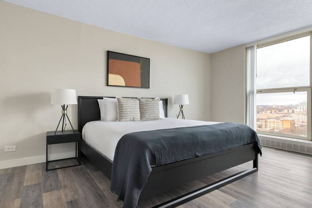 Photo of Bedroom in Edgewater Beach