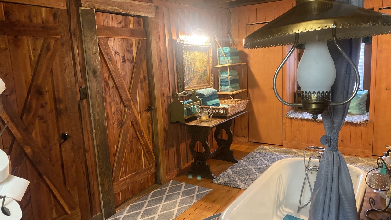 Photo of Others in Eckerty