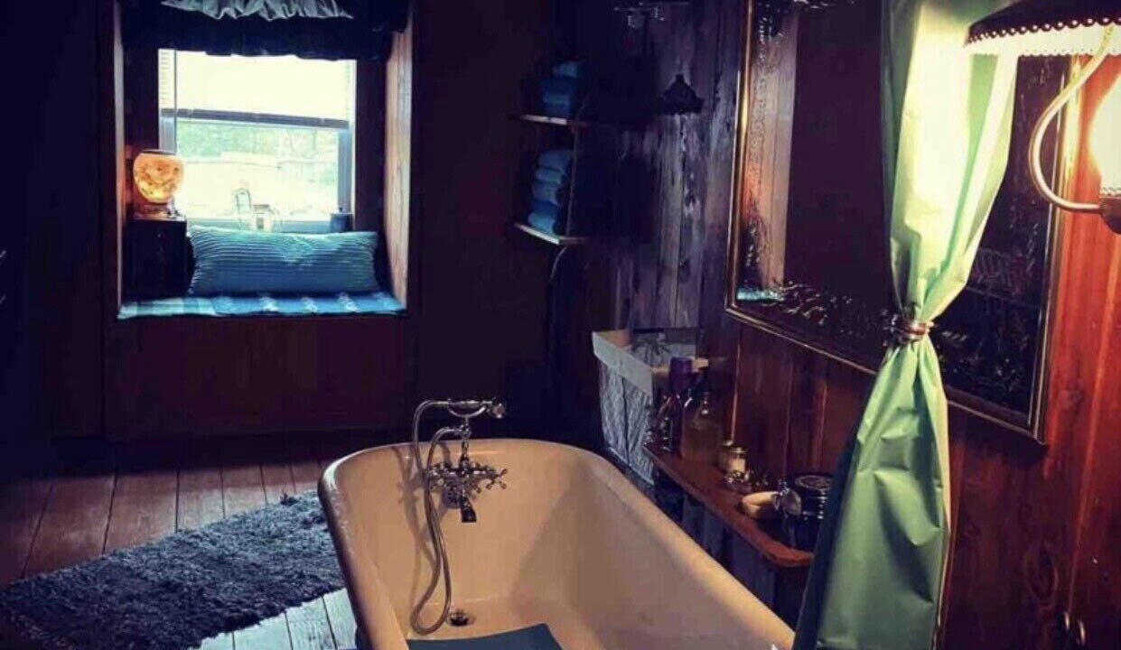 Photo of Others in Eckerty