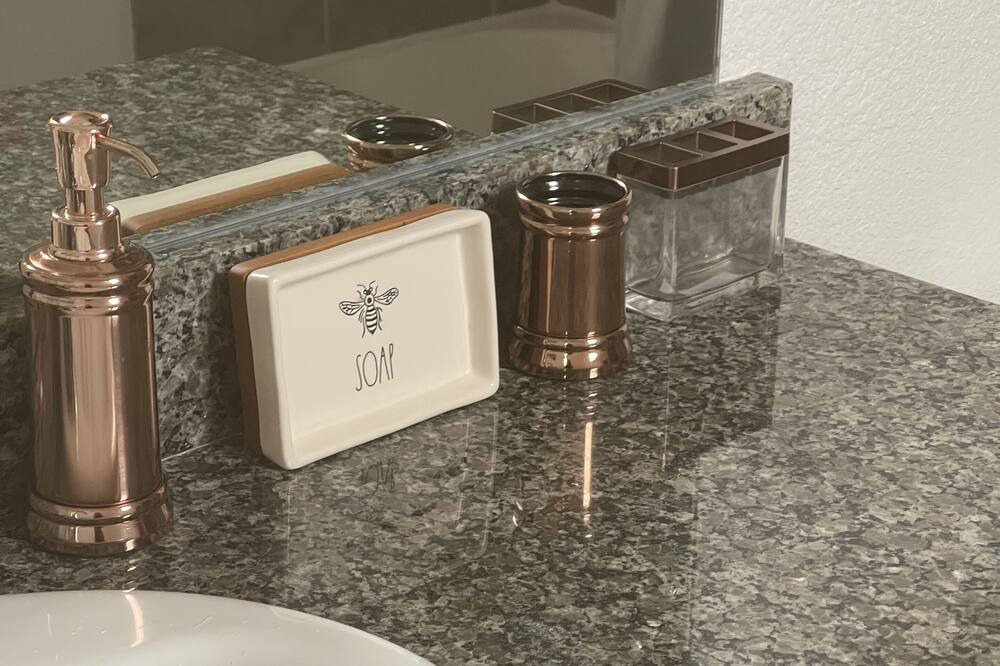 Photo of Bathroom in Alden Bridge