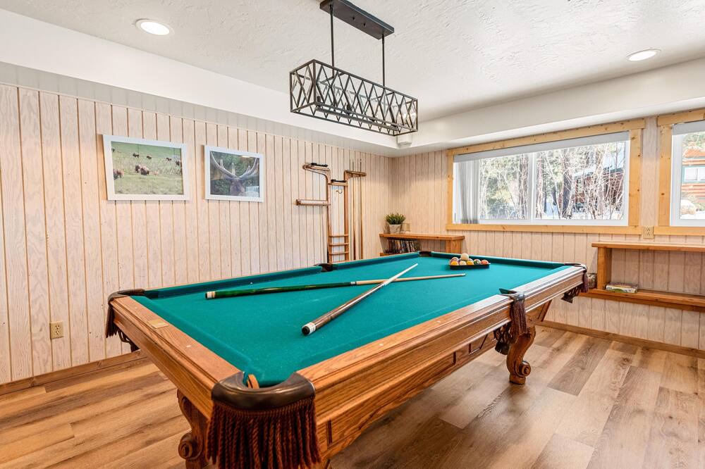 Photo of Bedroom in Summit Estates